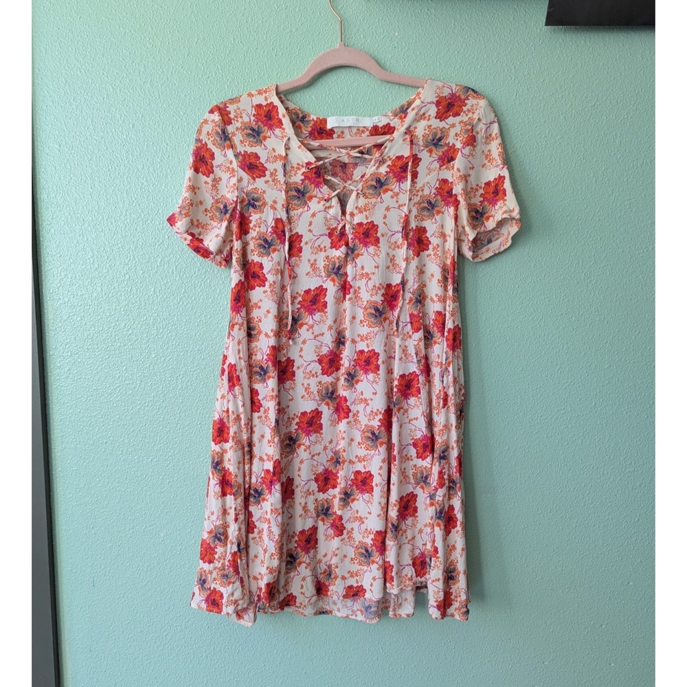 Astr  the Label Coral Pink Baby Doll Hibiscus‎ Floral Lace Up Shift Dress